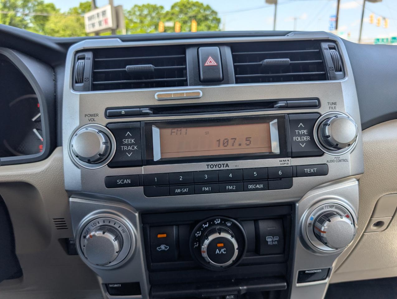 Toyota 4Runner SR5 4WD 2011