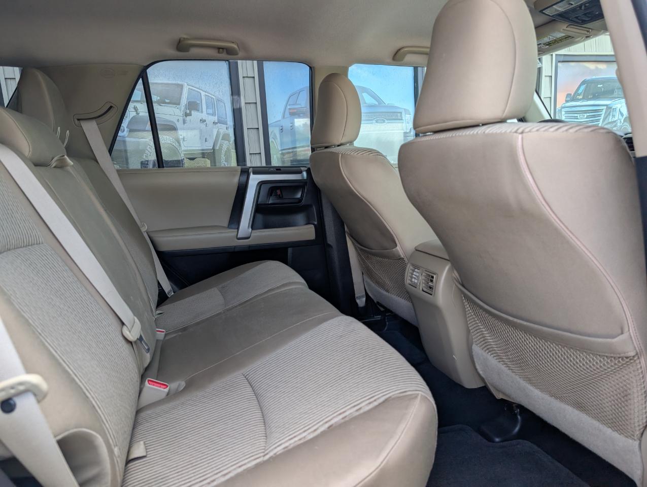 Toyota 4Runner SR5 4WD 2011