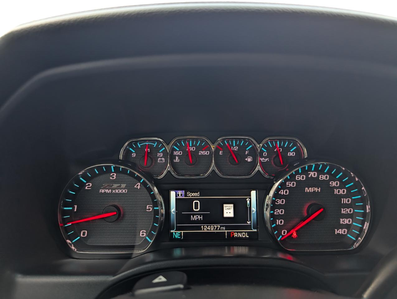 Chevrolet Silverado 1500 Z71 Crew Cab 4WD 2018