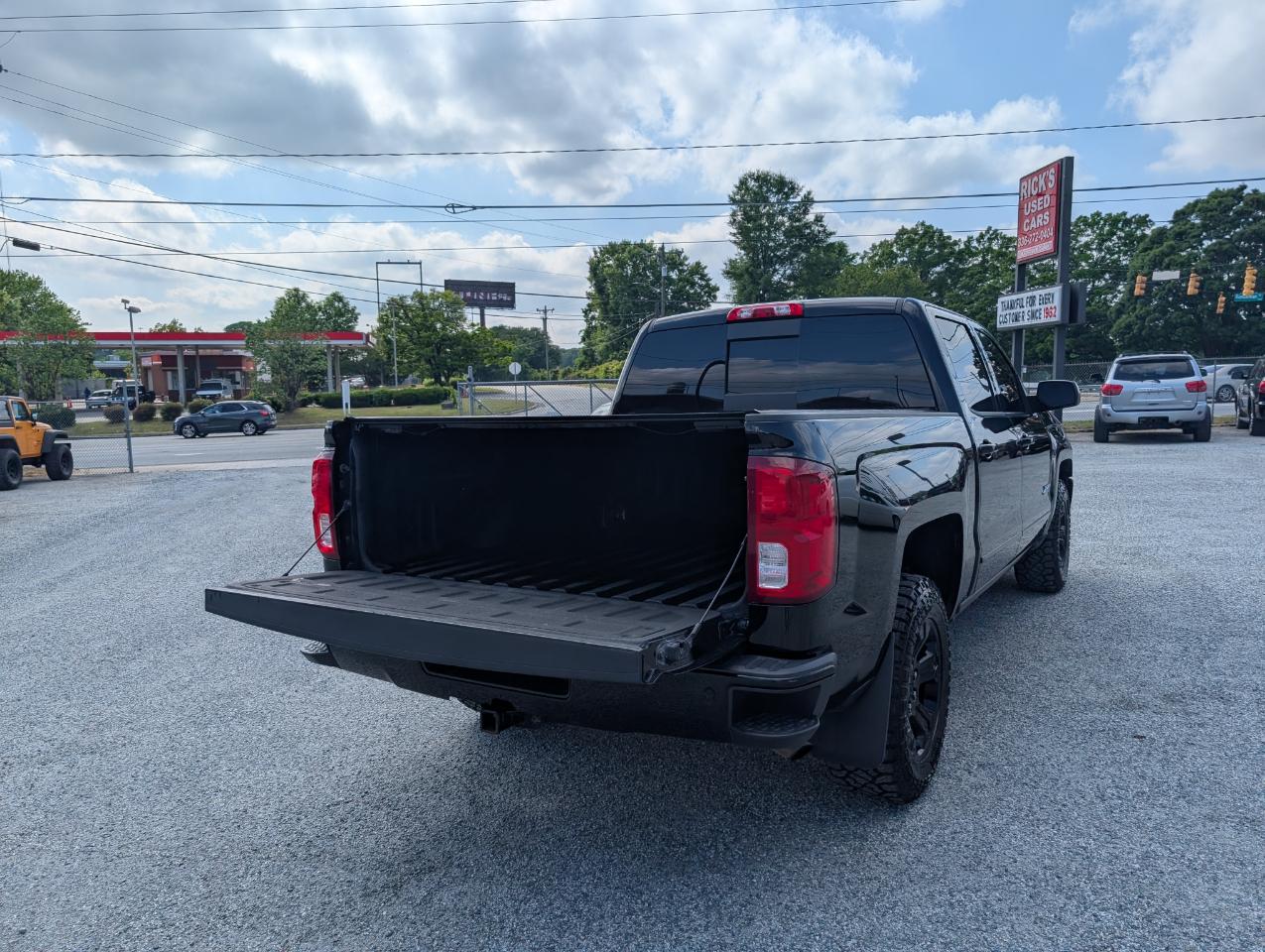 Chevrolet Silverado 1500 Z71 Crew Cab 4WD 2018