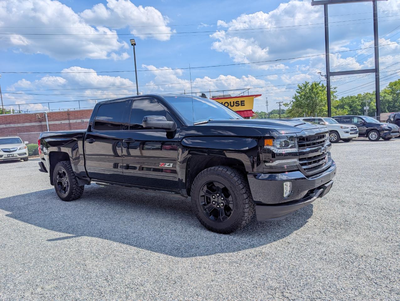 Chevrolet Silverado 1500 Z71 Crew Cab 4WD 2018