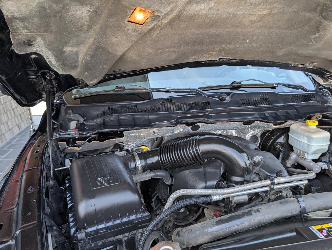 RAM 2500 SLT Crew Cab SWB 4WD 2015