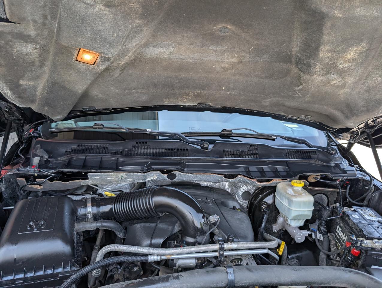 RAM 2500 SLT Crew Cab SWB 4WD 2015