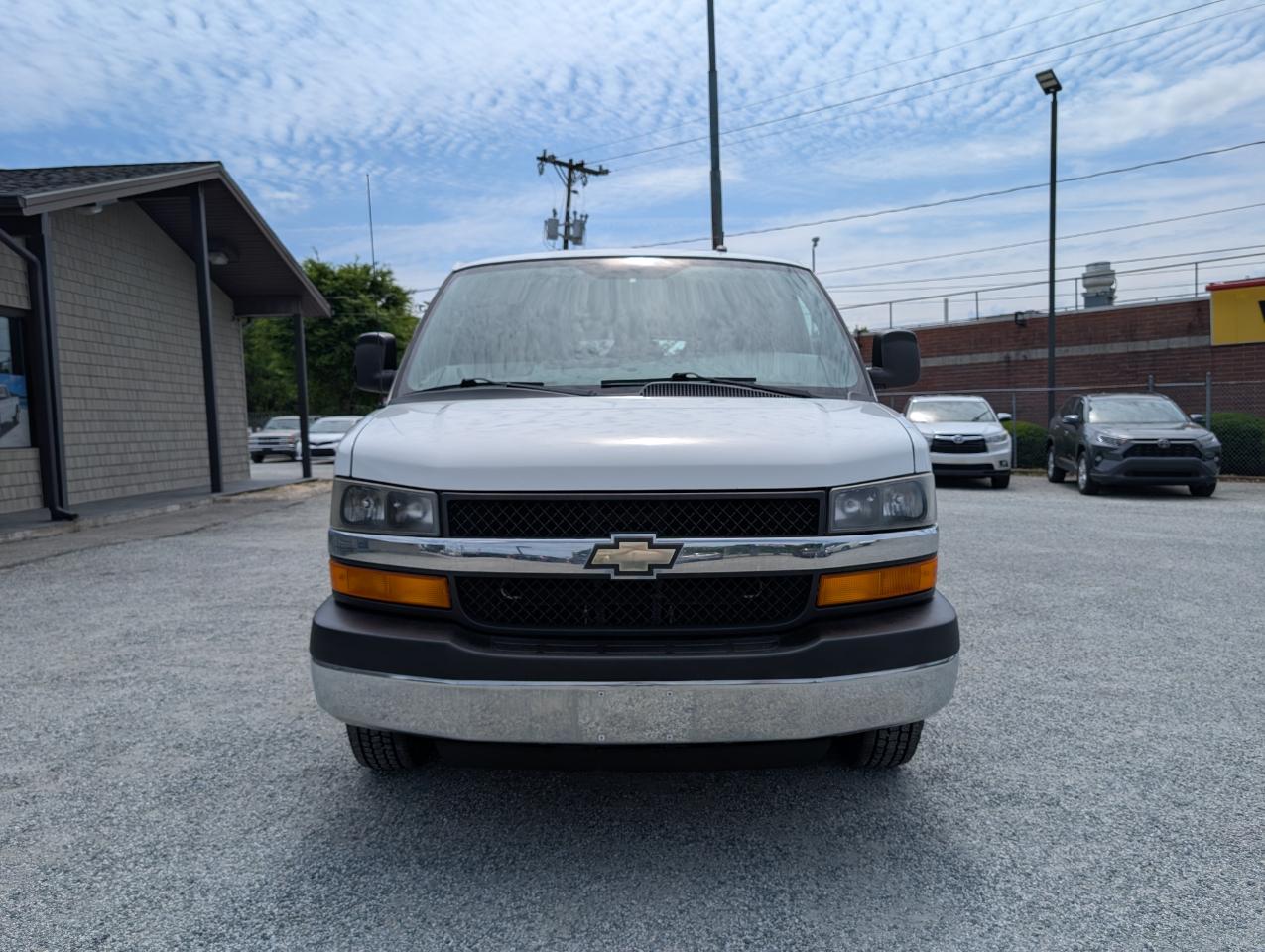 Chevrolet Express Passenger  2014