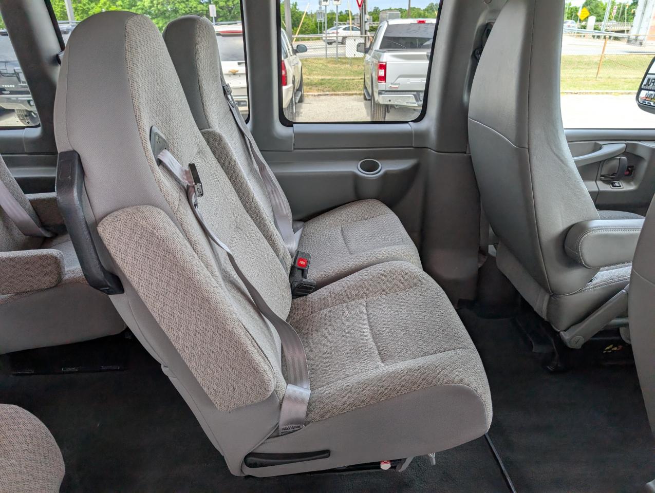 Chevrolet Express Passenger  2014