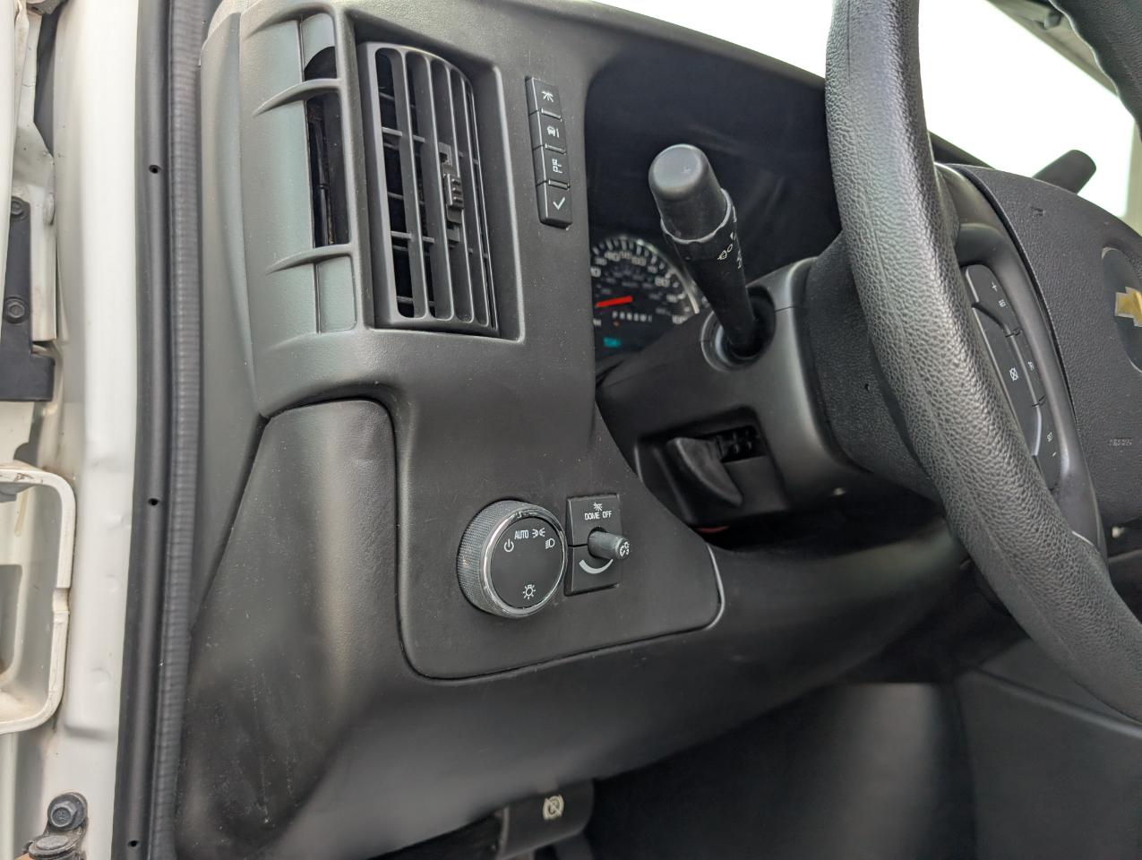 Chevrolet Express Passenger  2014