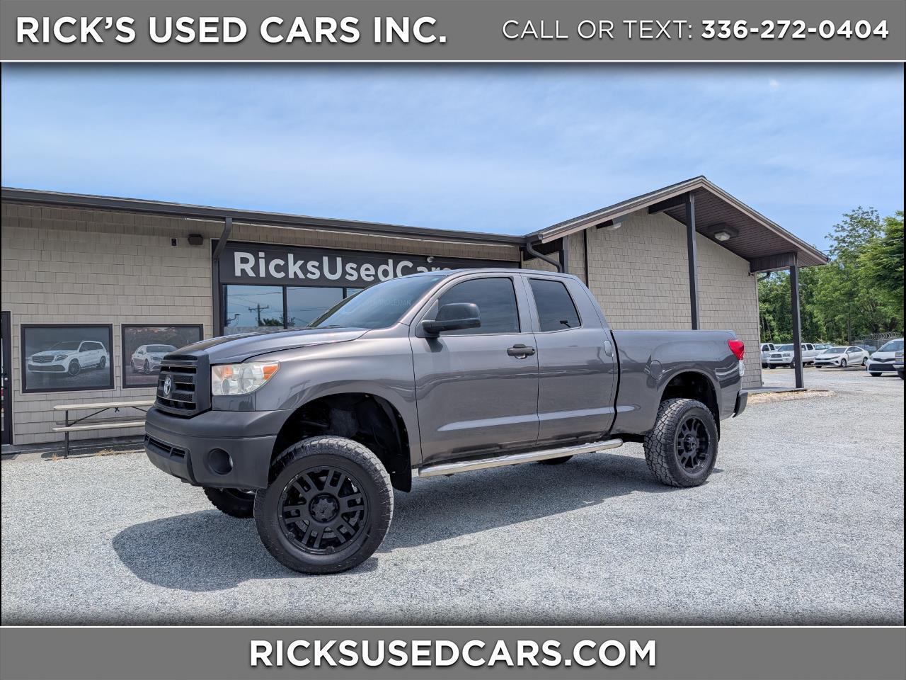 Toyota Tundra  2012
