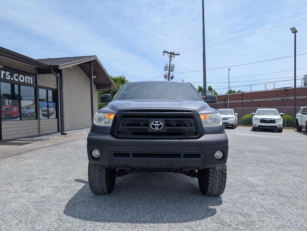 Toyota Tundra  2012