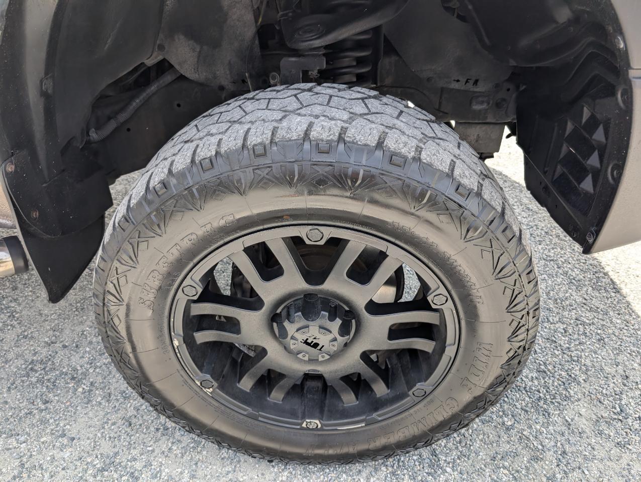 Toyota Tundra  2012