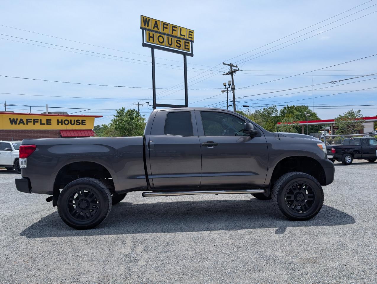 Toyota Tundra  2012