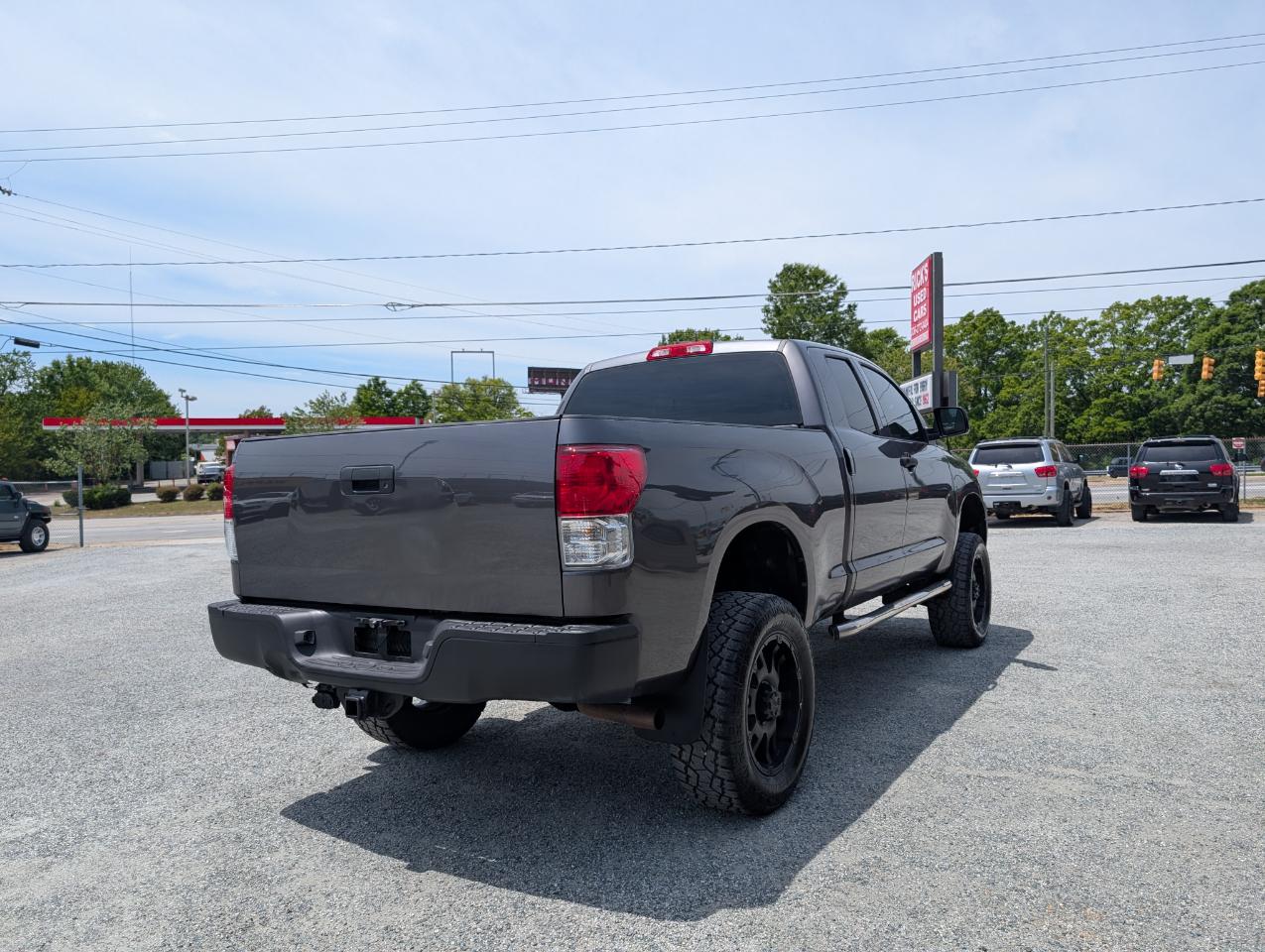 Toyota Tundra  2012