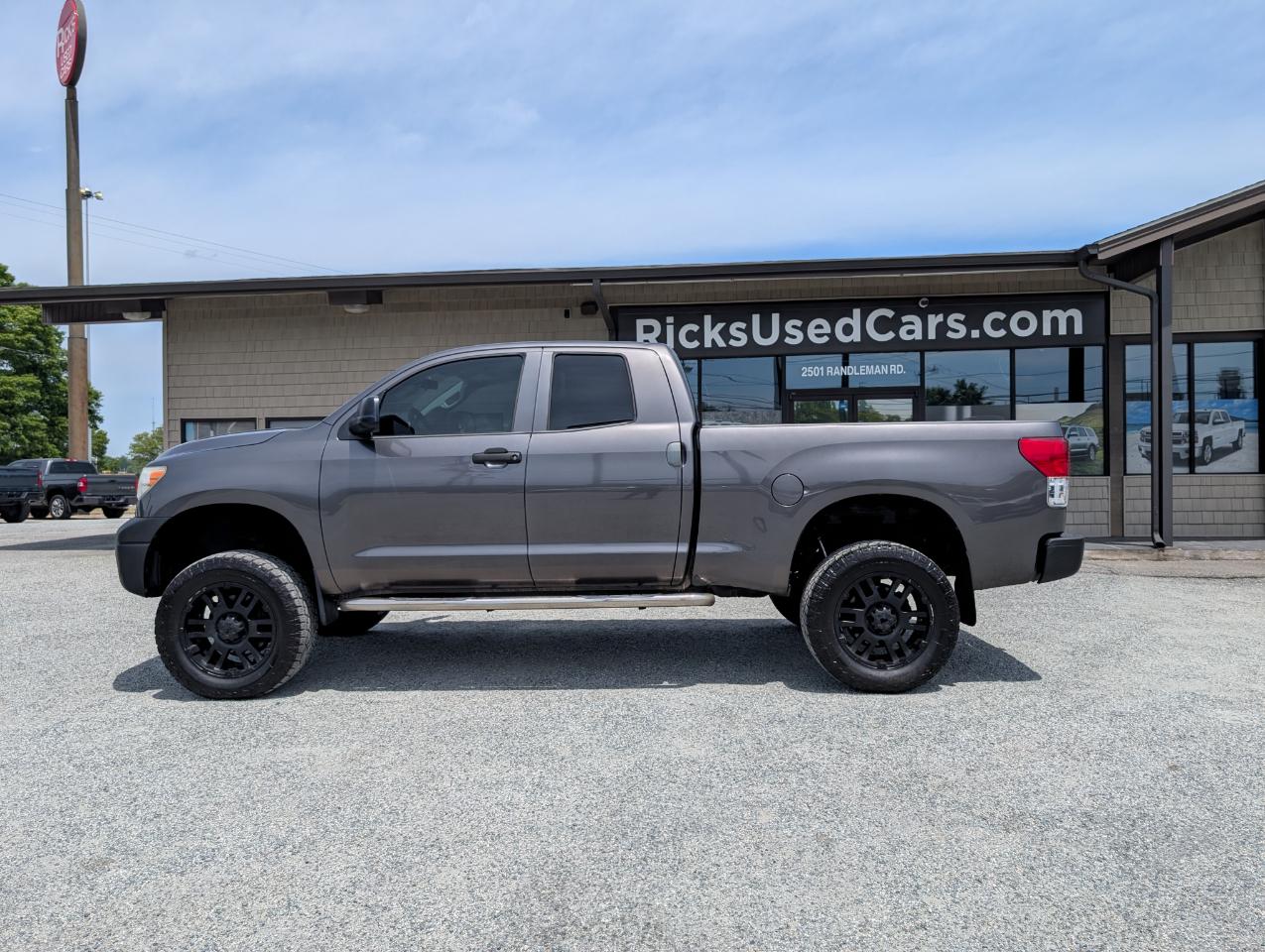 Toyota Tundra  2012