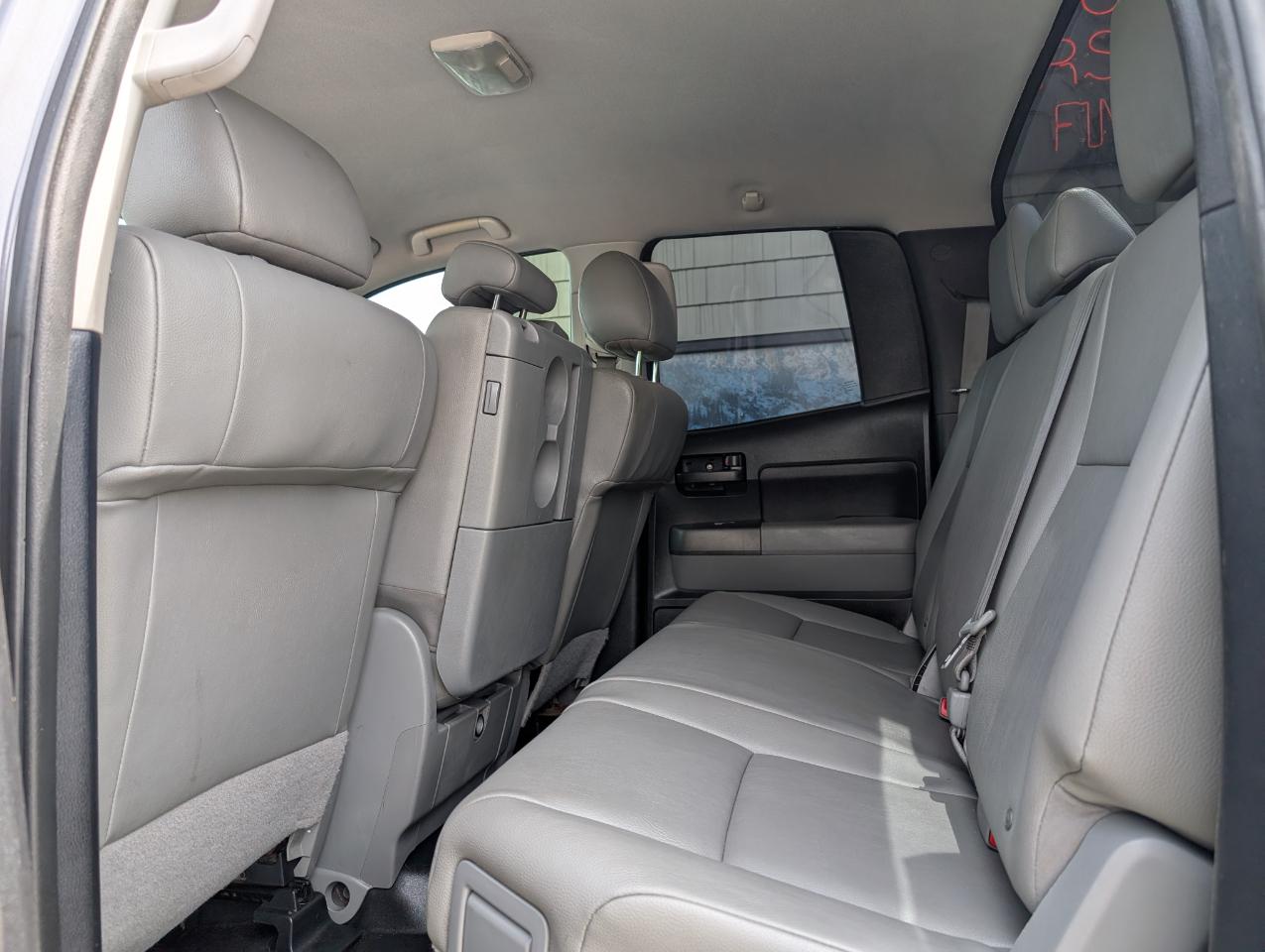 Toyota Tundra  2012