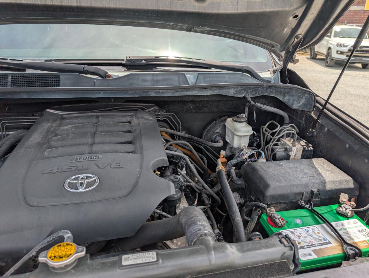 Toyota Tundra  2012