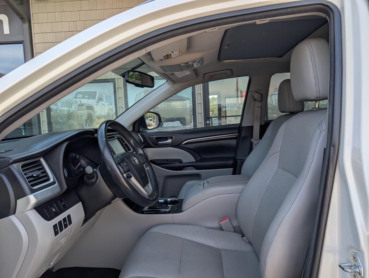 Toyota Highlander Limited 2015