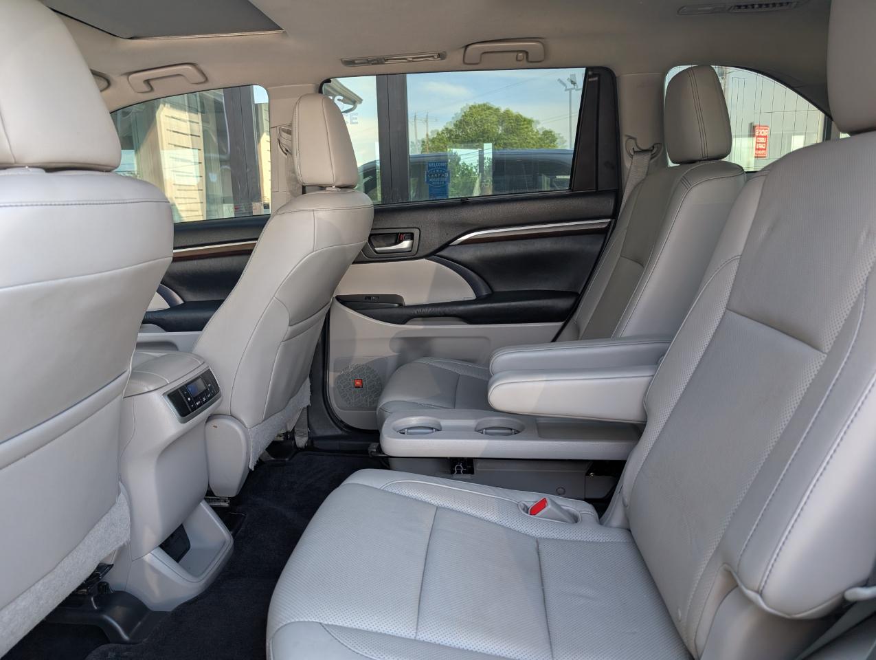 Toyota Highlander Limited 2015