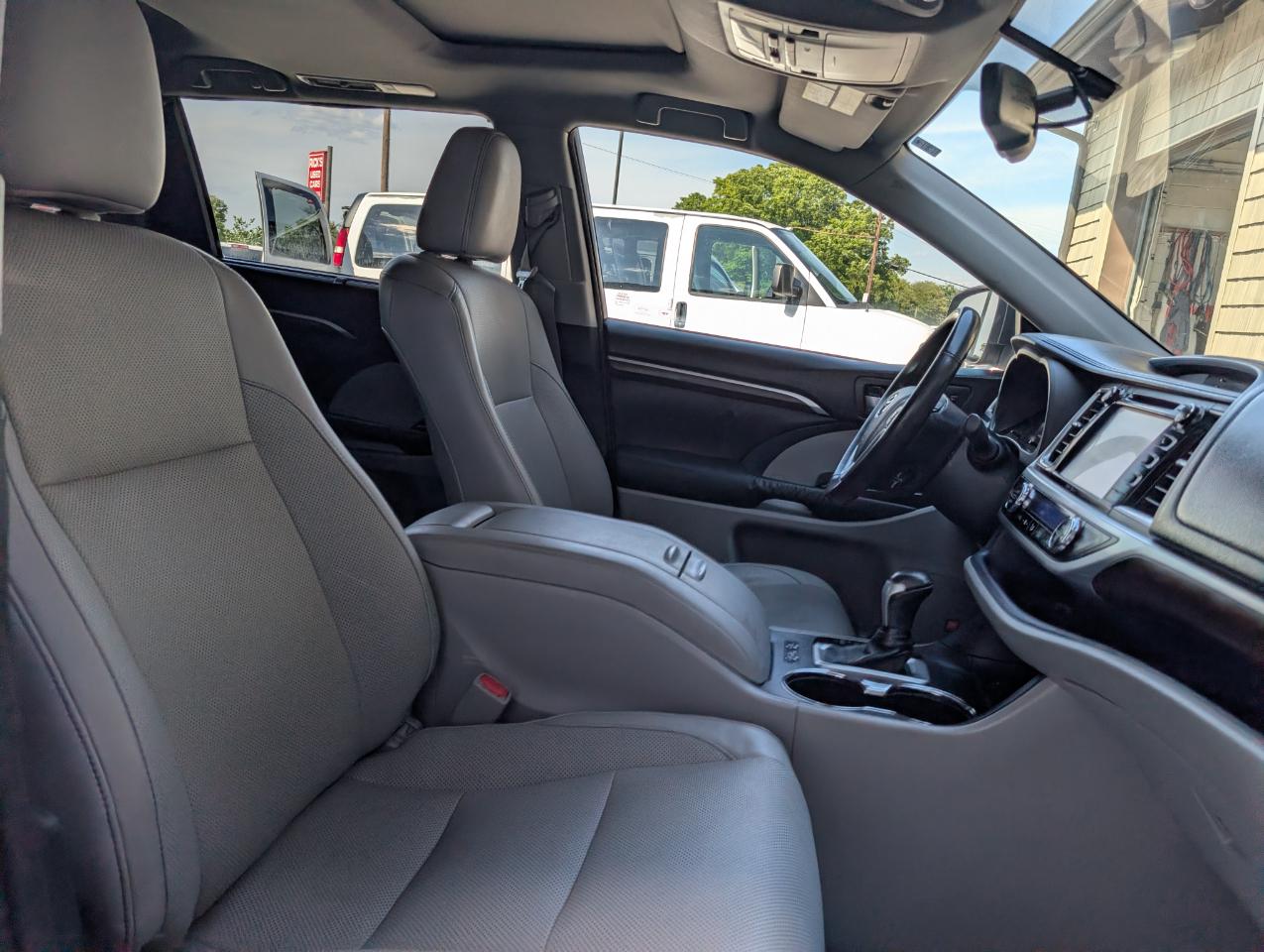 Toyota Highlander Limited 2015