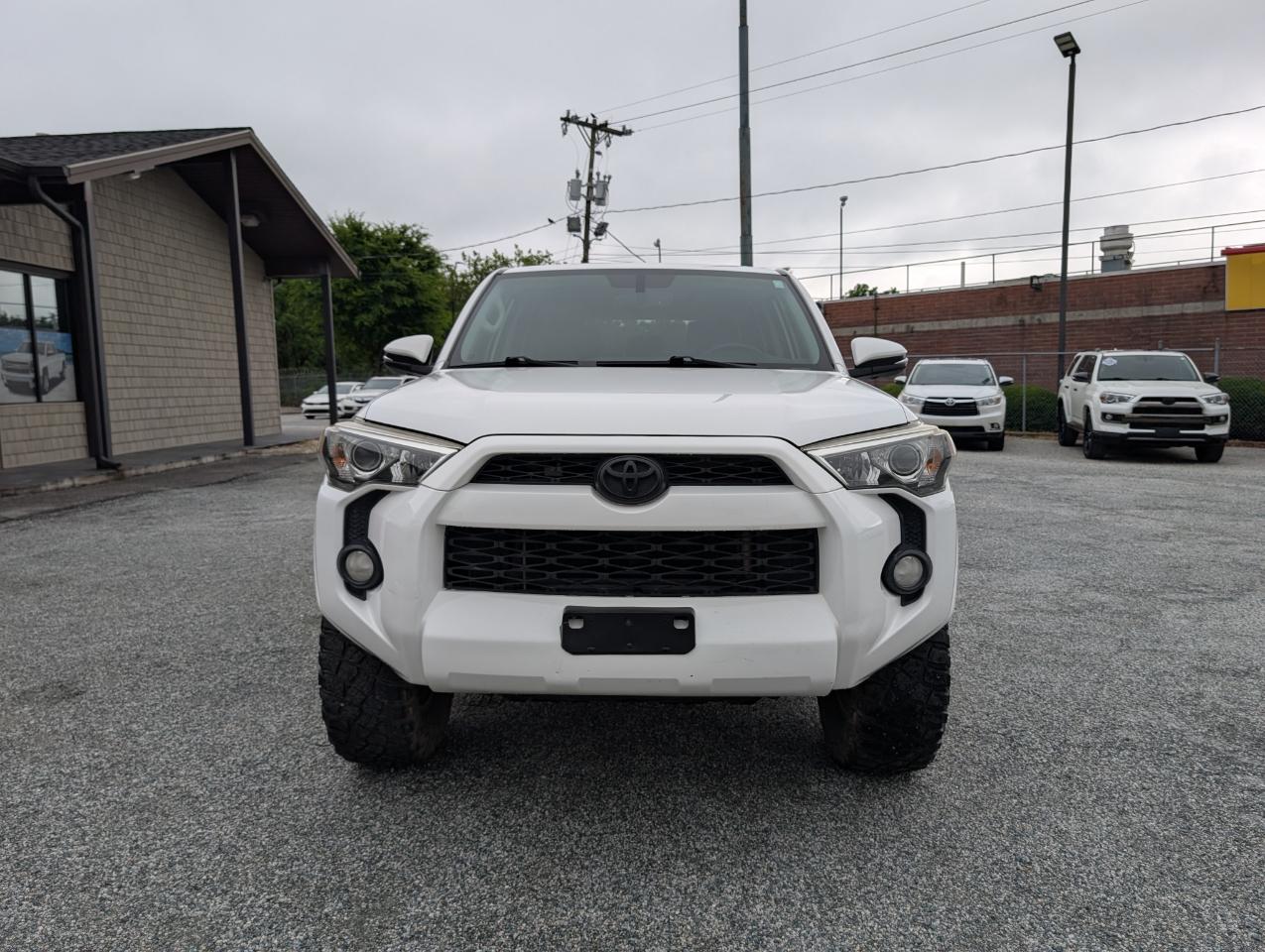 Toyota 4Runner SR5 2016