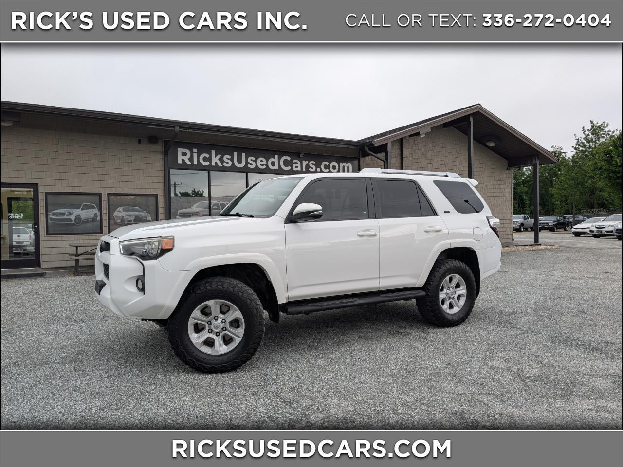 Toyota 4Runner SR5 2016