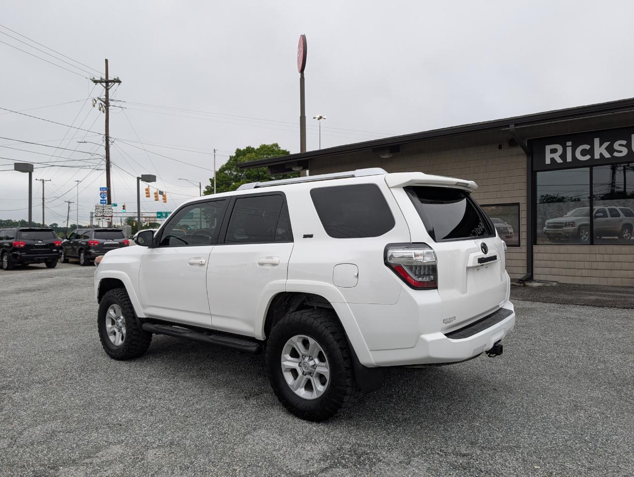 Toyota 4Runner SR5 2016