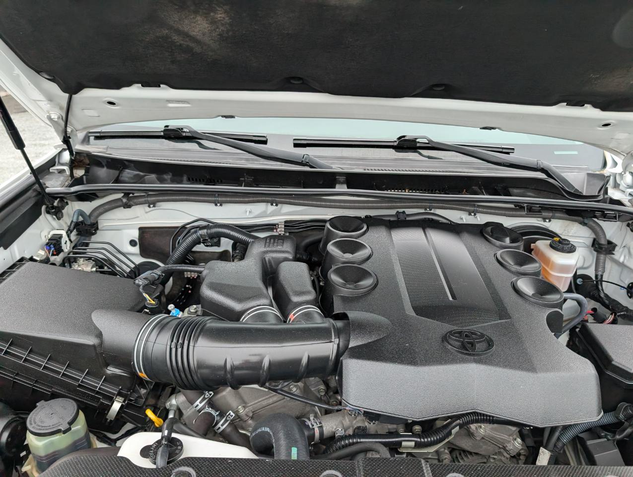 Toyota 4Runner SR5 2016