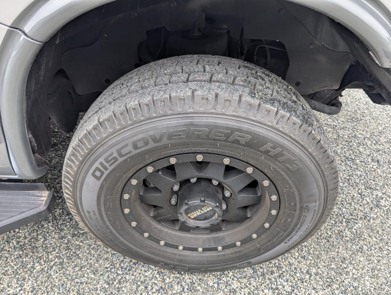 Chevrolet Express Passenger  2011