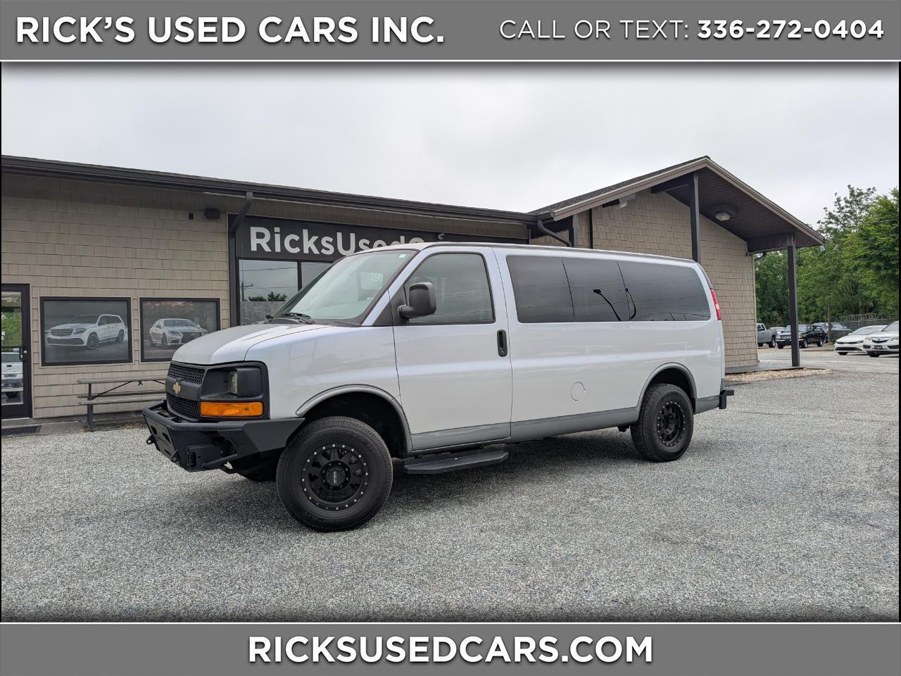 Chevrolet Express Passenger  2011