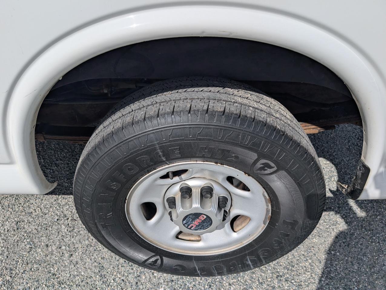GMC Savana Passenger  2013