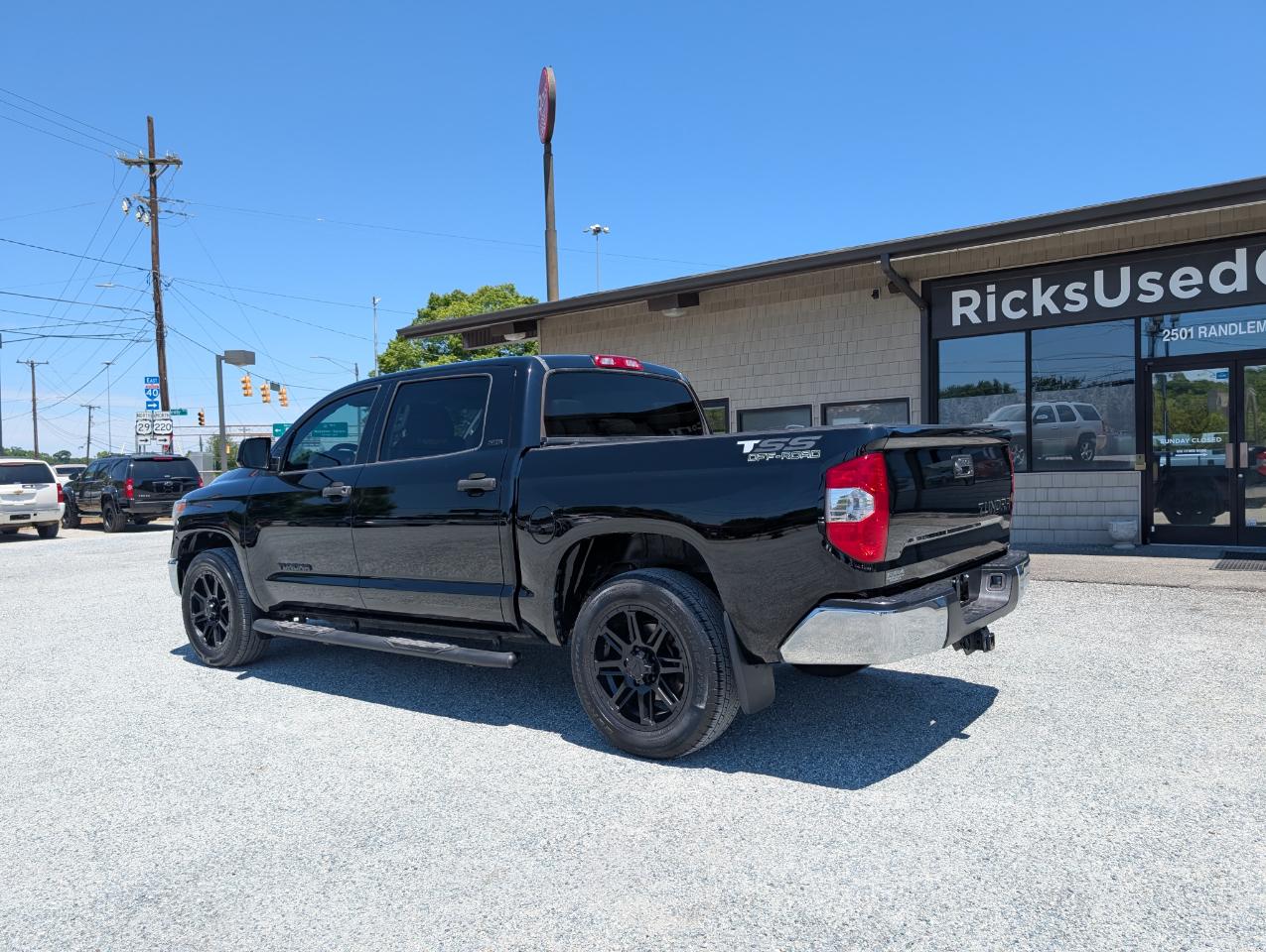 Toyota Tundra  2018