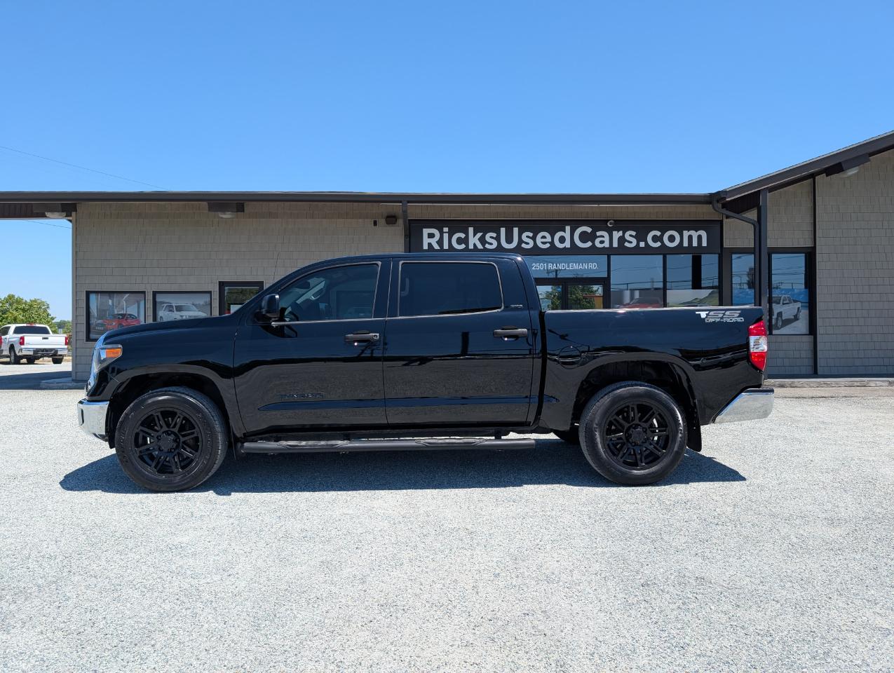 Toyota Tundra  2018