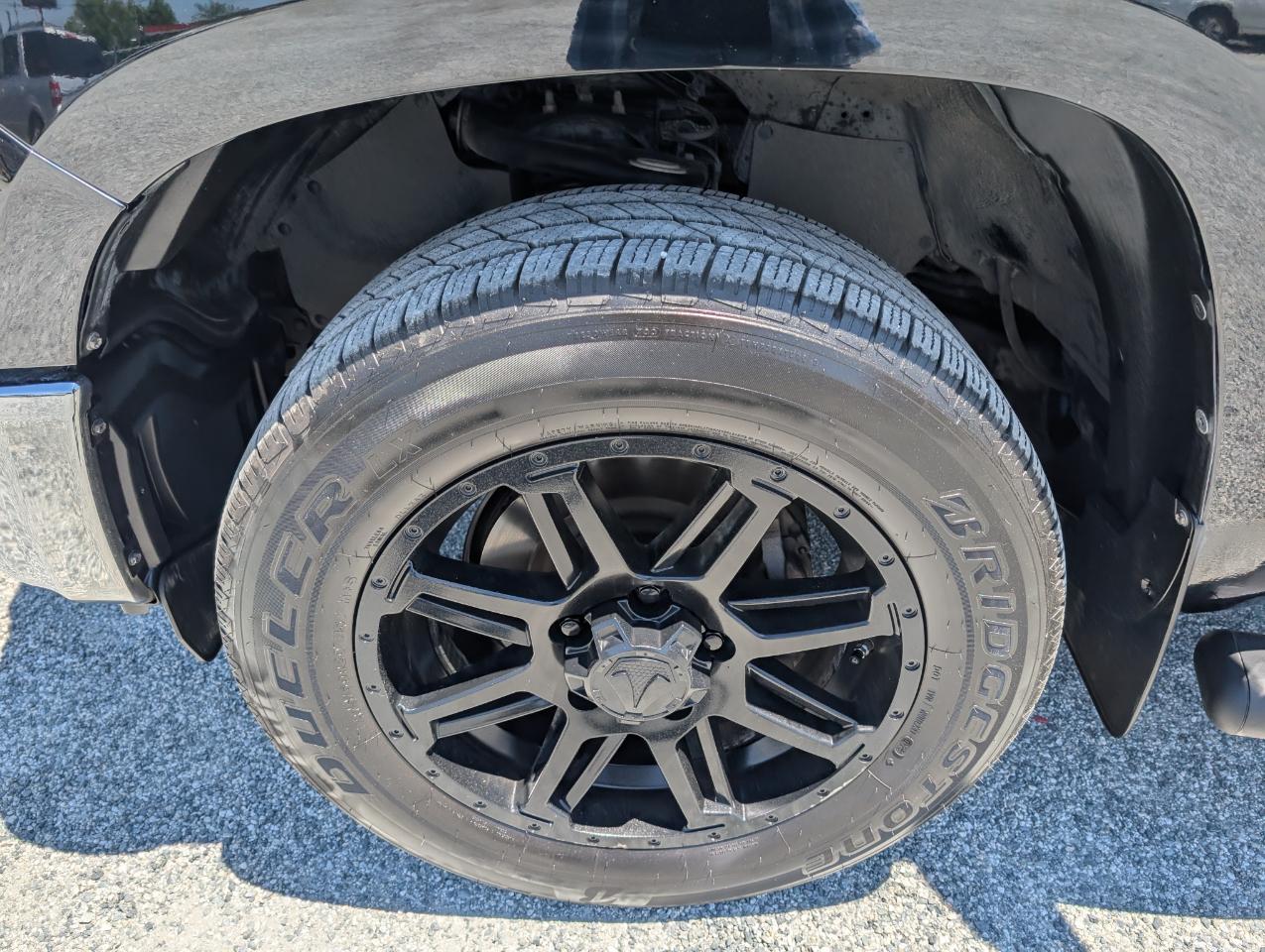 Toyota Tundra  2018