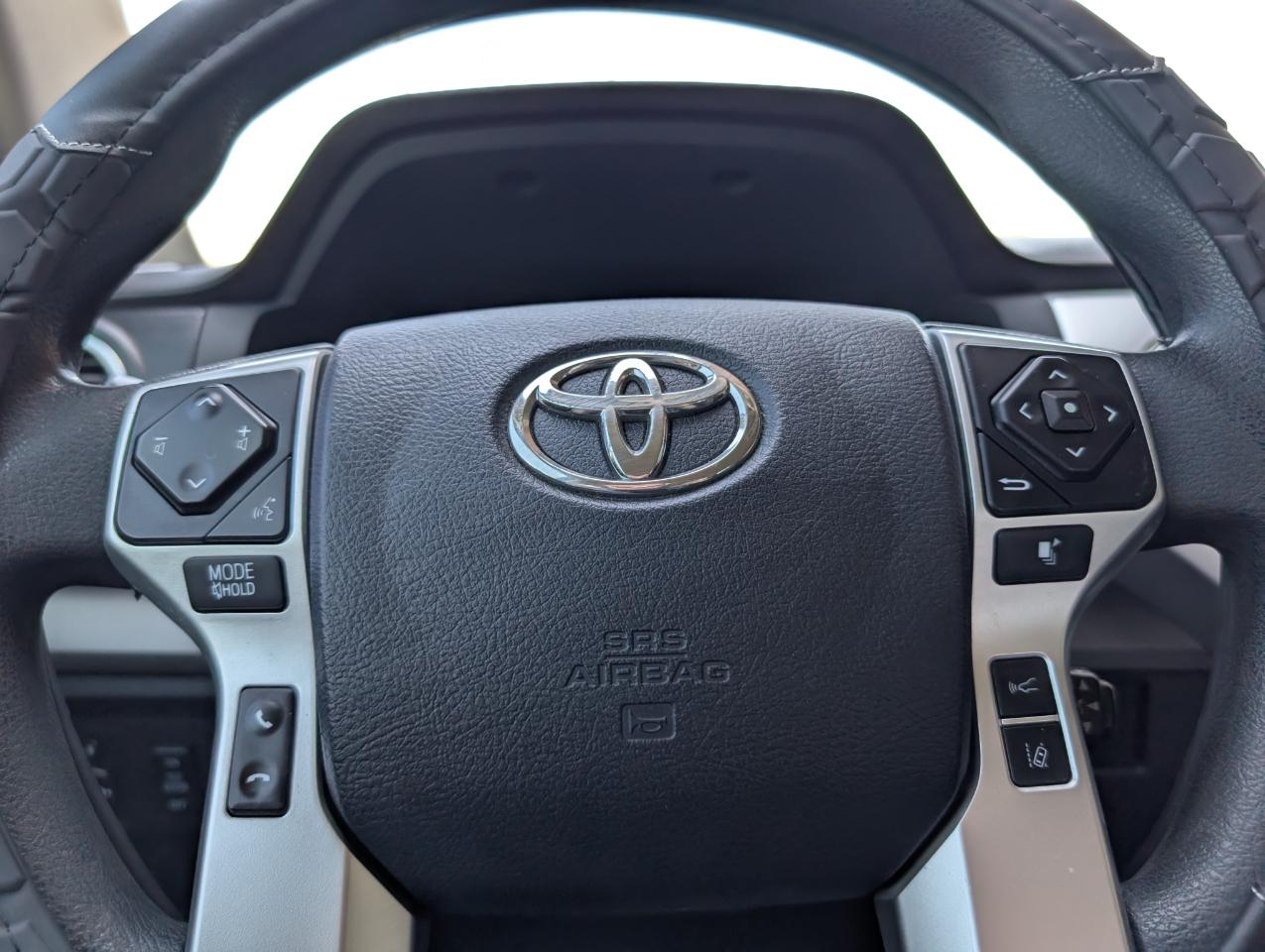 Toyota Tundra  2018