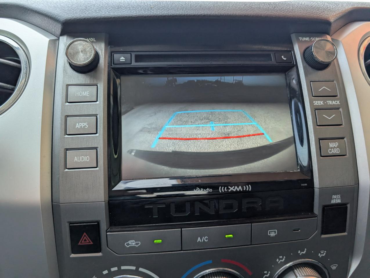 Toyota Tundra  2018