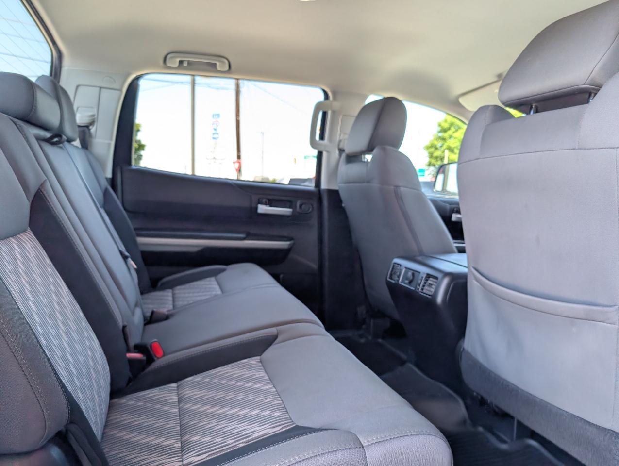 Toyota Tundra  2018