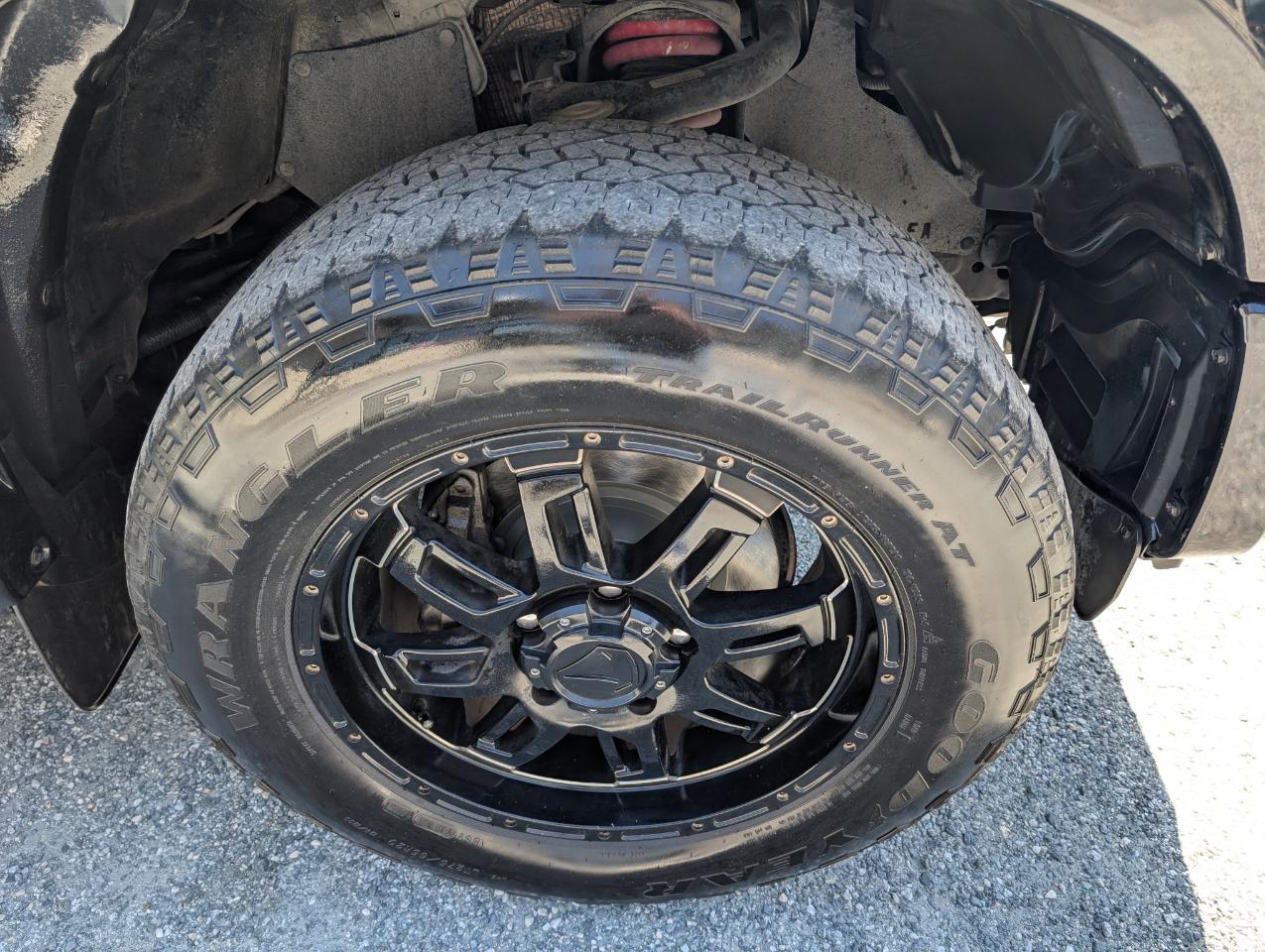 Toyota Tundra  2015