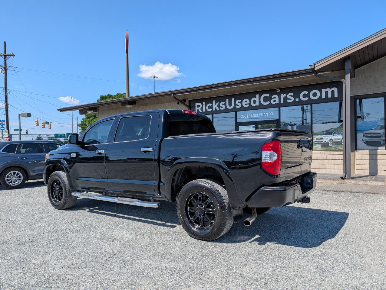Toyota Tundra  2015