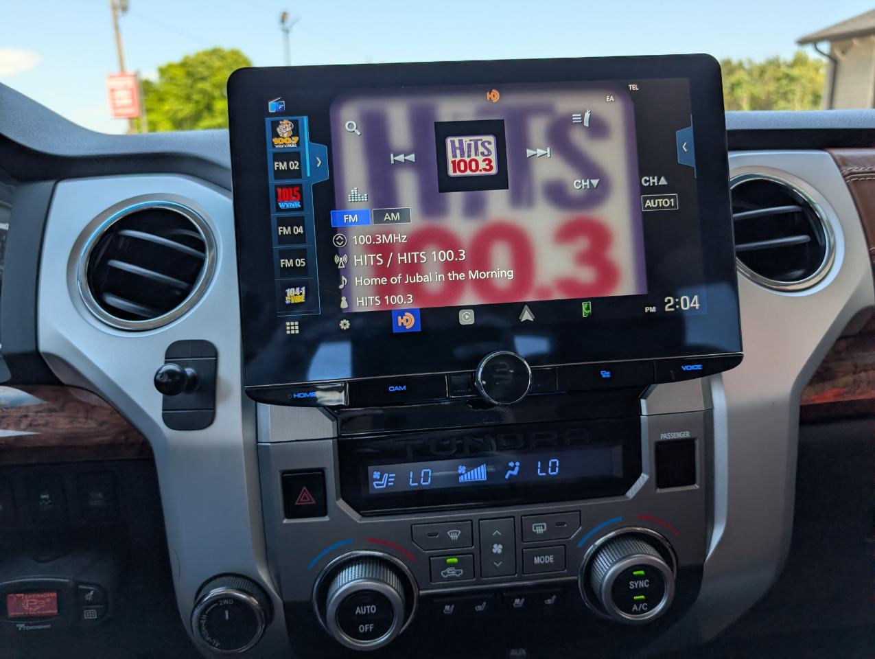 Toyota Tundra  2015