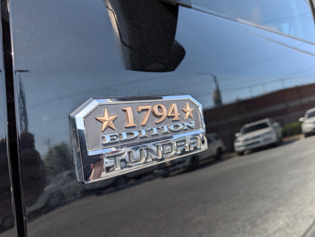 Toyota Tundra  2015