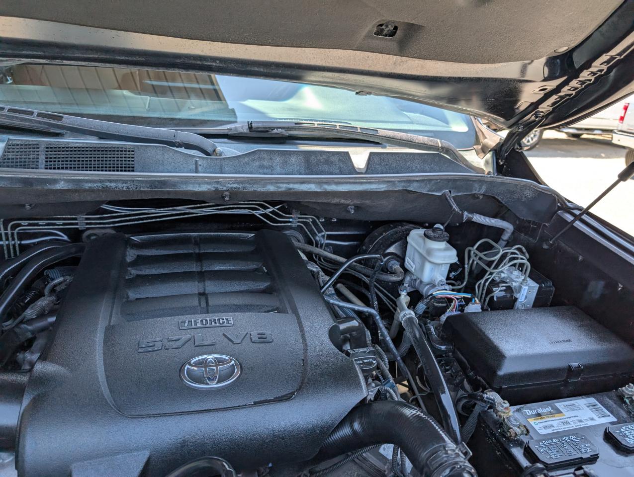 Toyota Tundra  2015