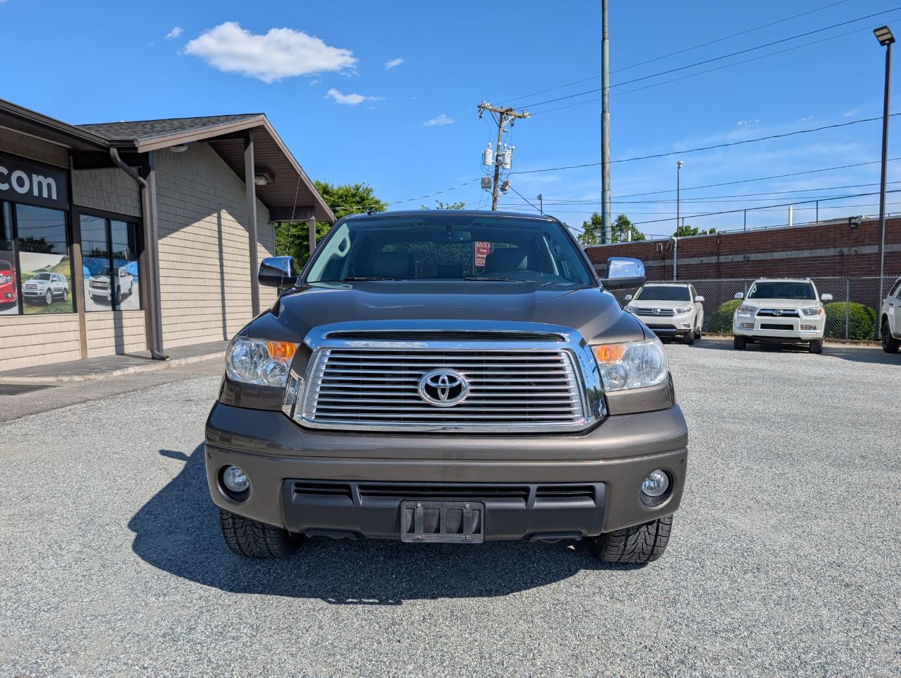 Toyota Tundra Limited CrewMax 4WD 2011