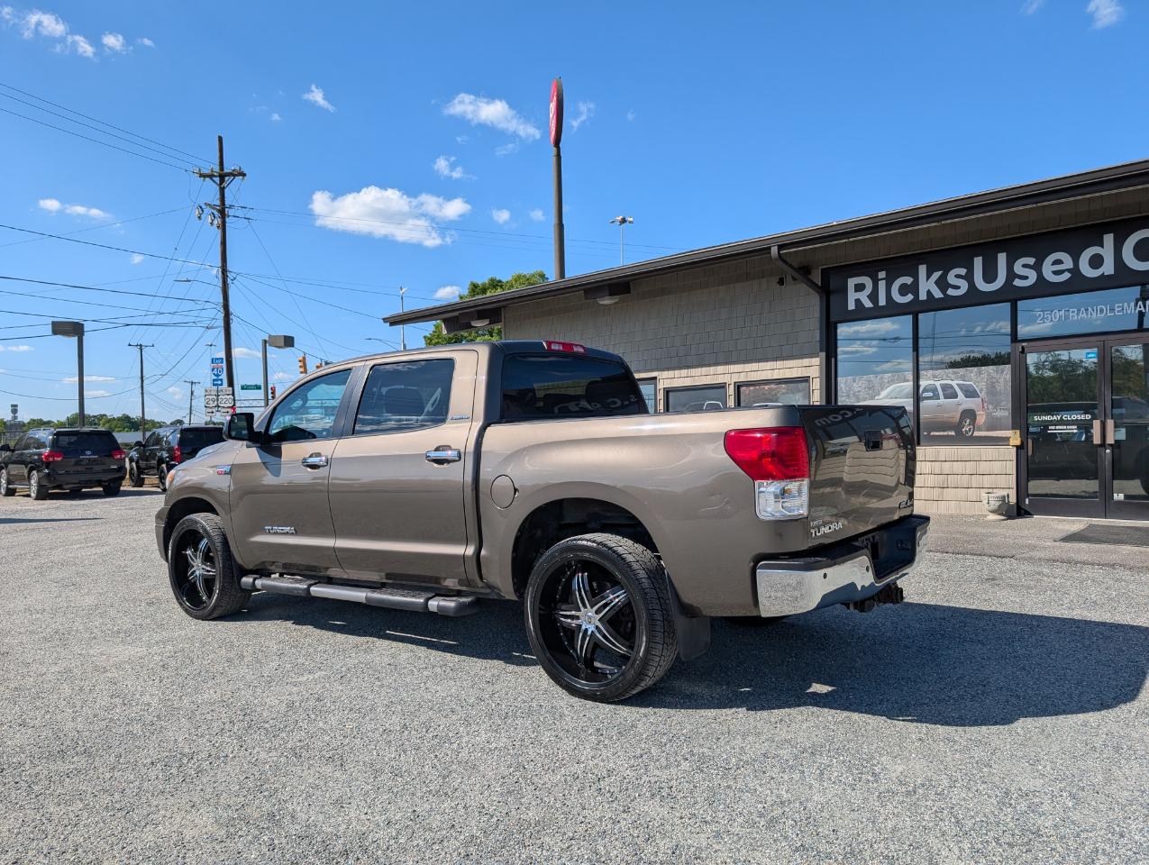 Toyota Tundra Limited CrewMax 4WD 2011