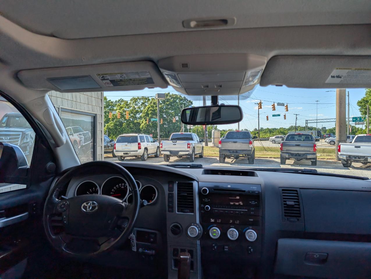 Toyota Tundra Limited CrewMax 4WD 2011