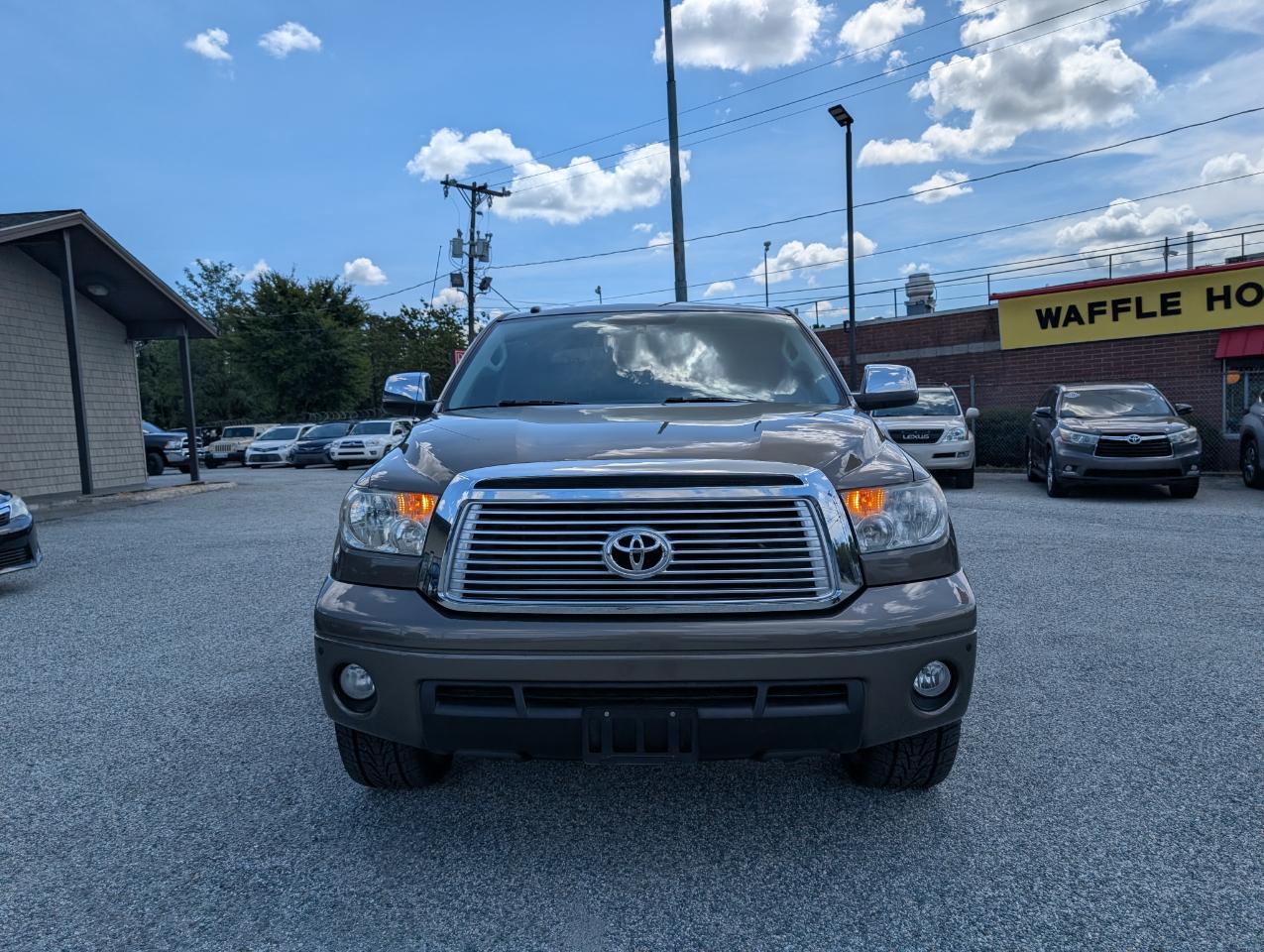 Toyota Tundra Limited CrewMax 4WD 2011