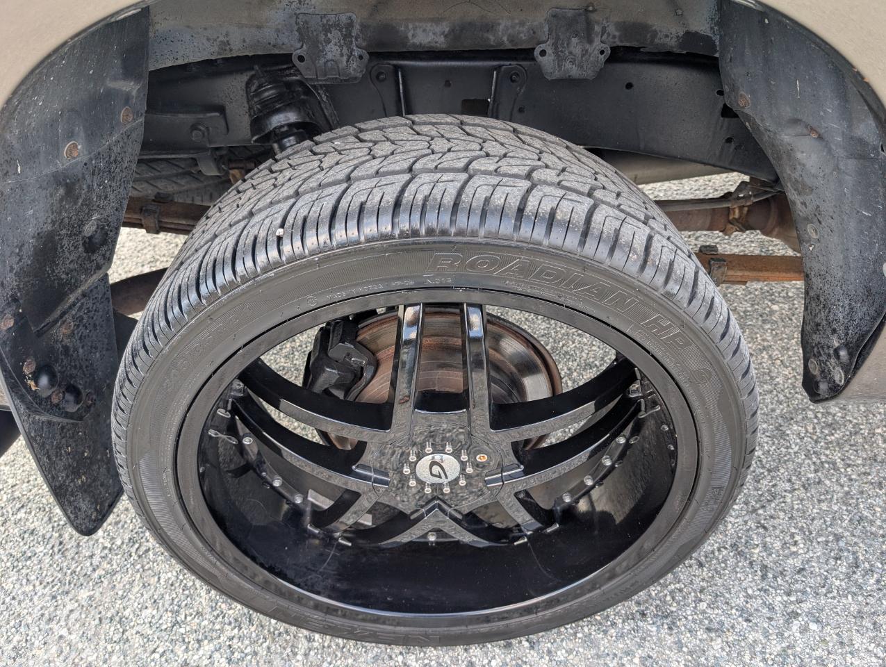 Toyota Tundra Limited CrewMax 4WD 2011