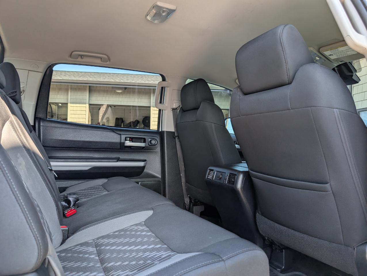 Toyota Tundra SR5 CrewMax 4WD 2018