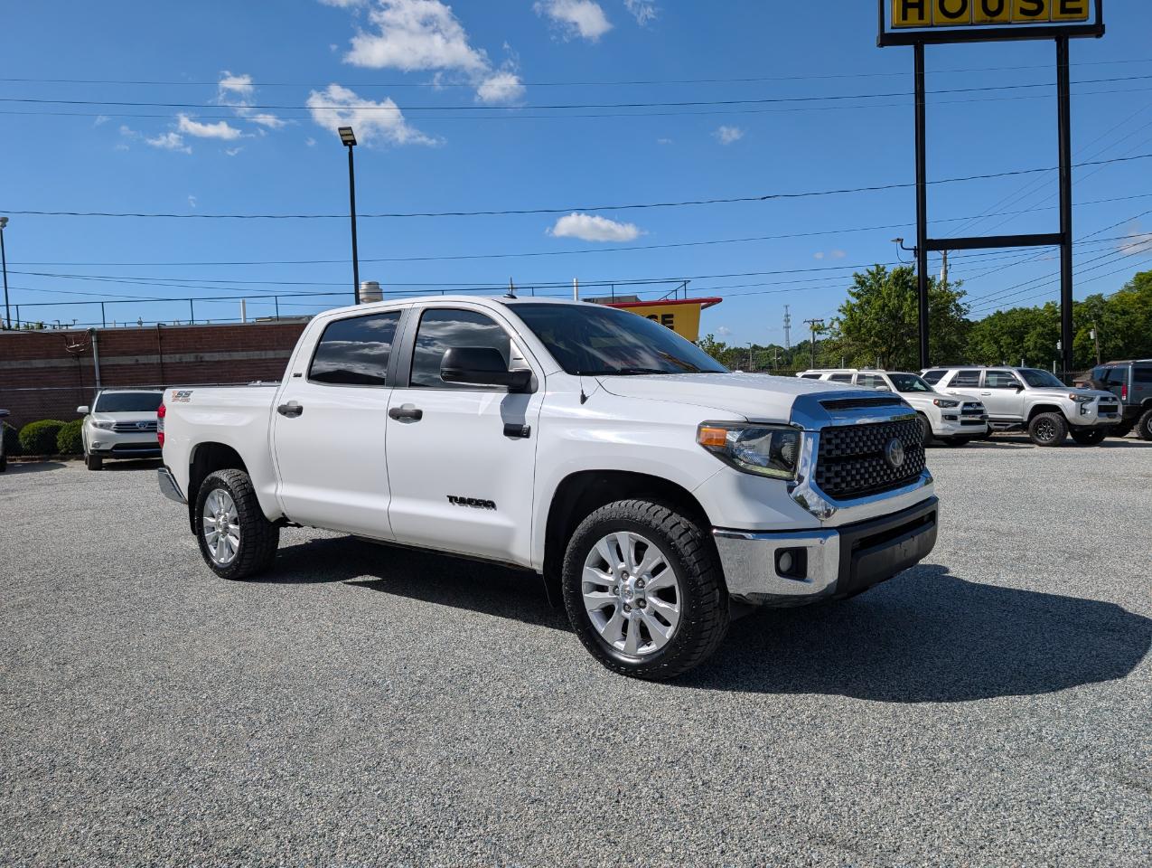 Toyota Tundra SR5 CrewMax 4WD 2018