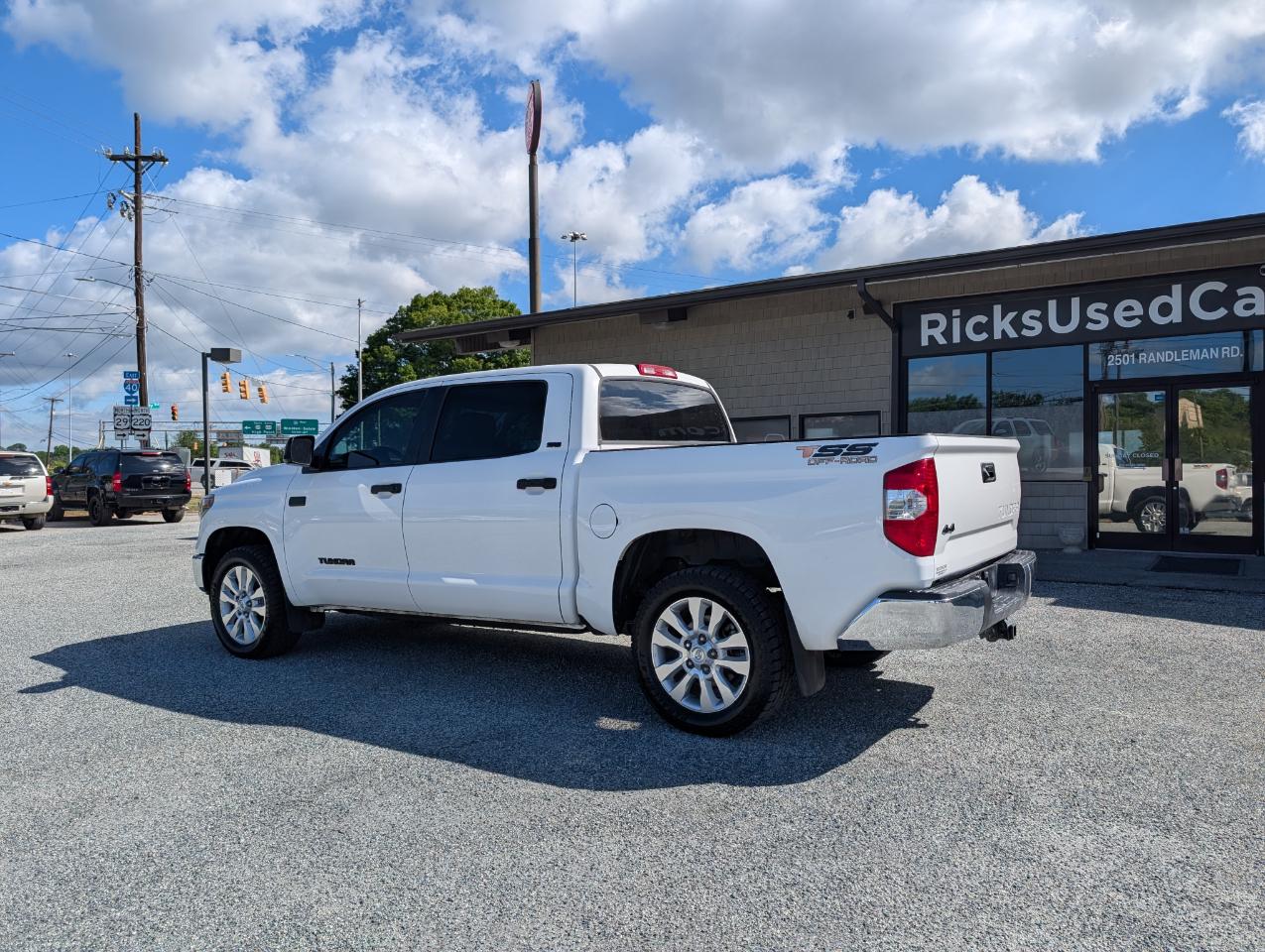 Toyota Tundra SR5 CrewMax 4WD 2018