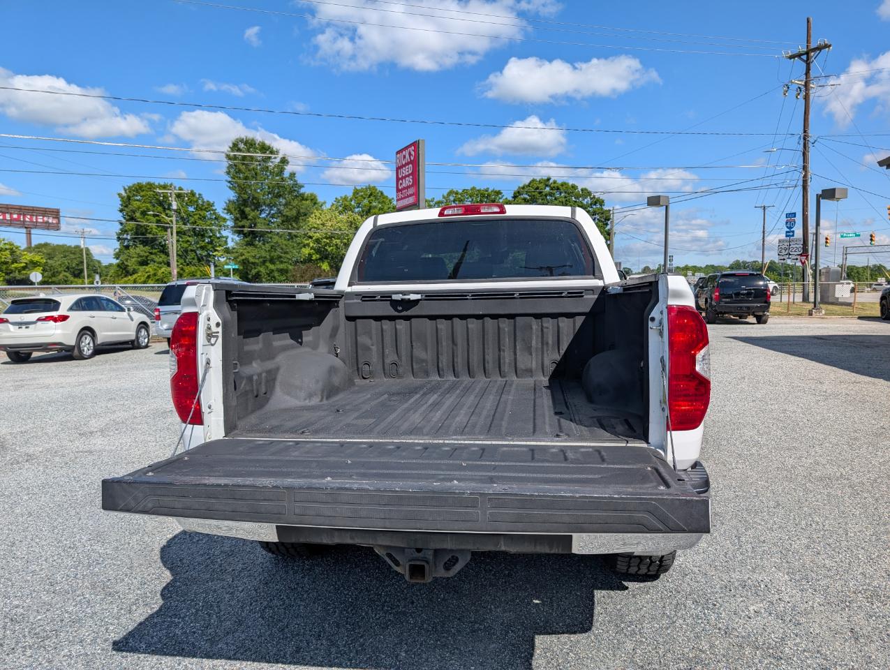 Toyota Tundra SR5 CrewMax 4WD 2018