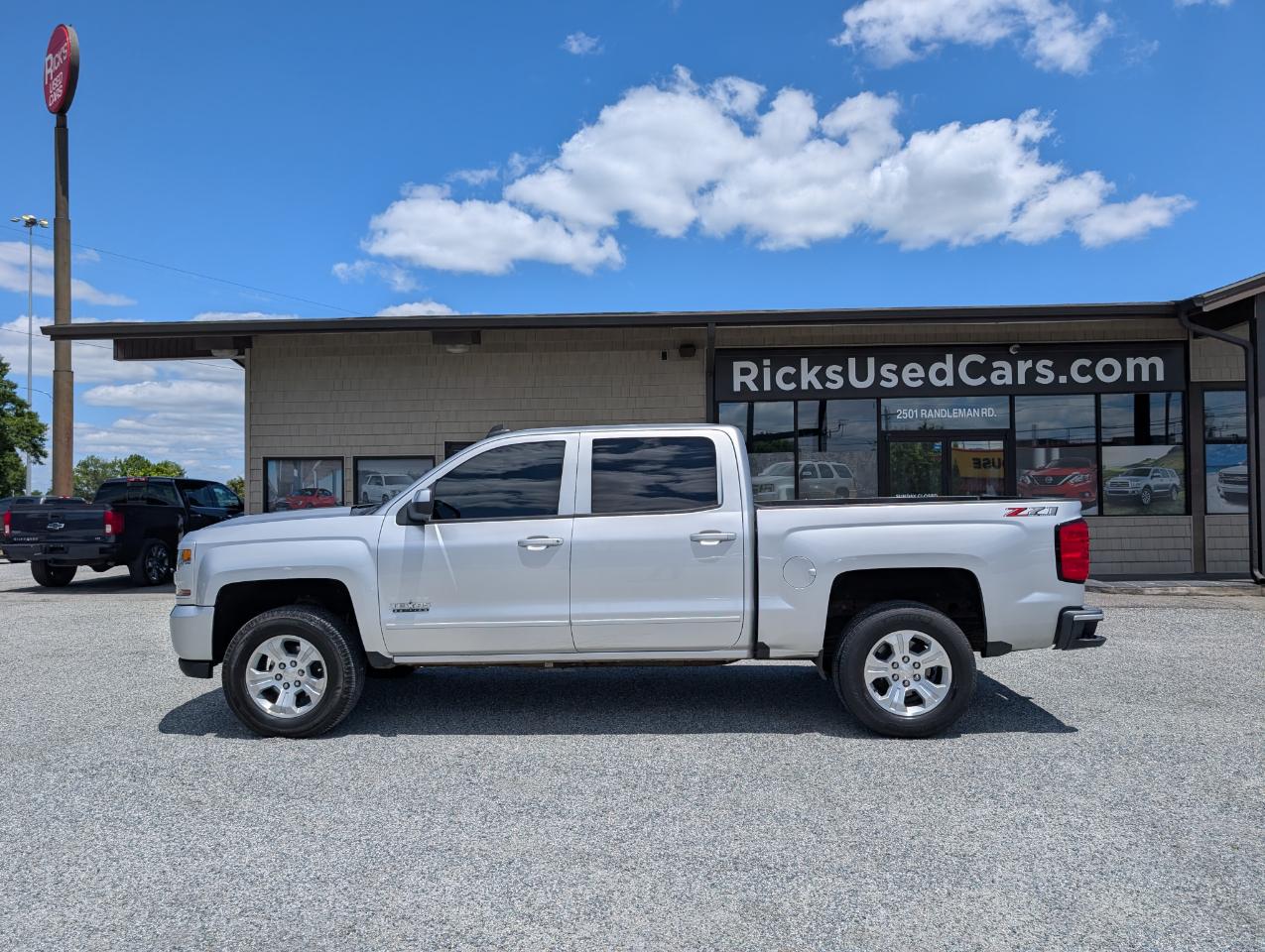 Chevrolet Silverado 1500 LT Crew Cab 4WD 2018