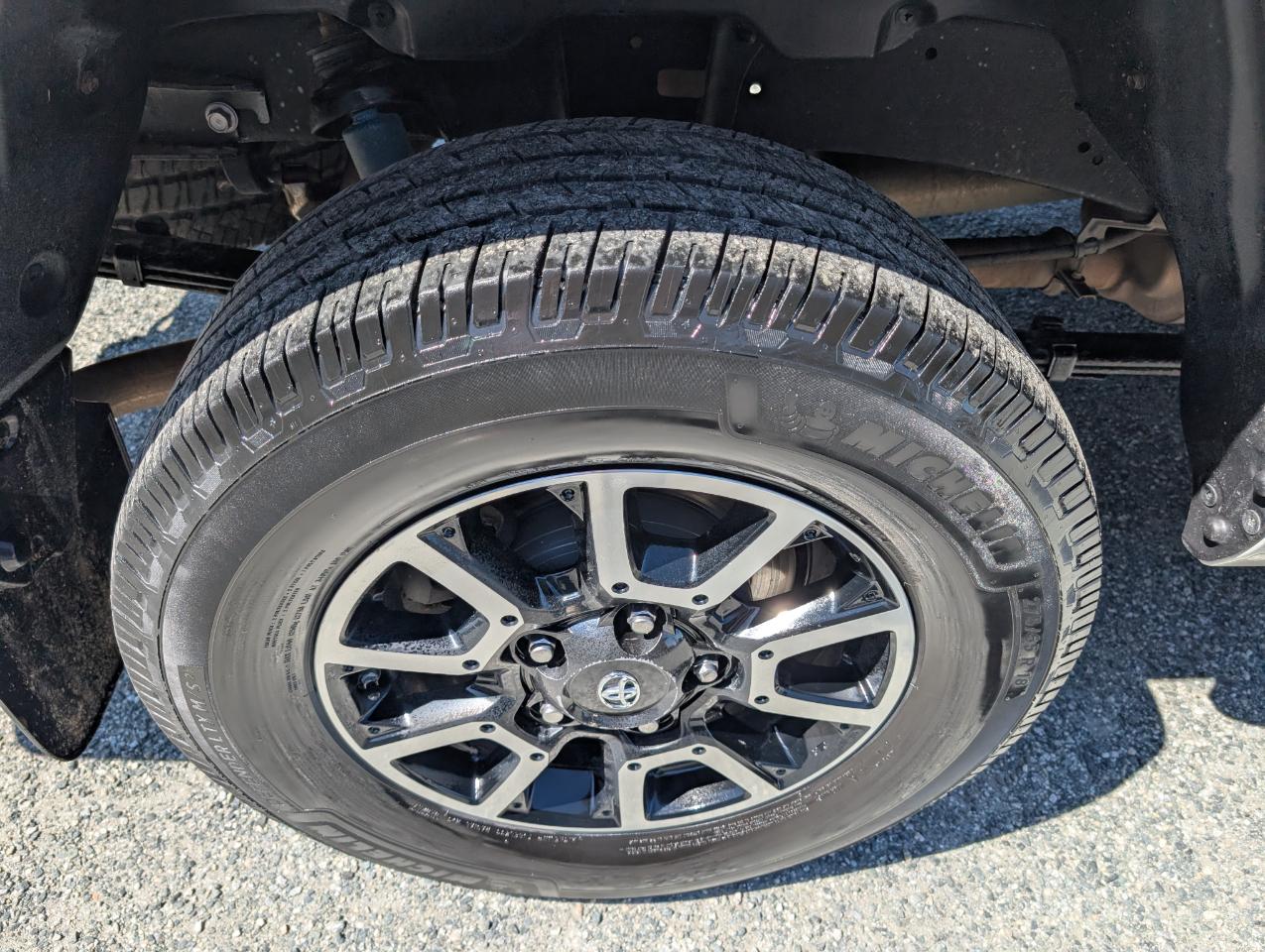 Toyota Tundra 4WD  2017